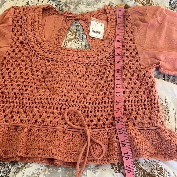 NWT Free People Megan crochet coral sand top L - Picture 10 of 15